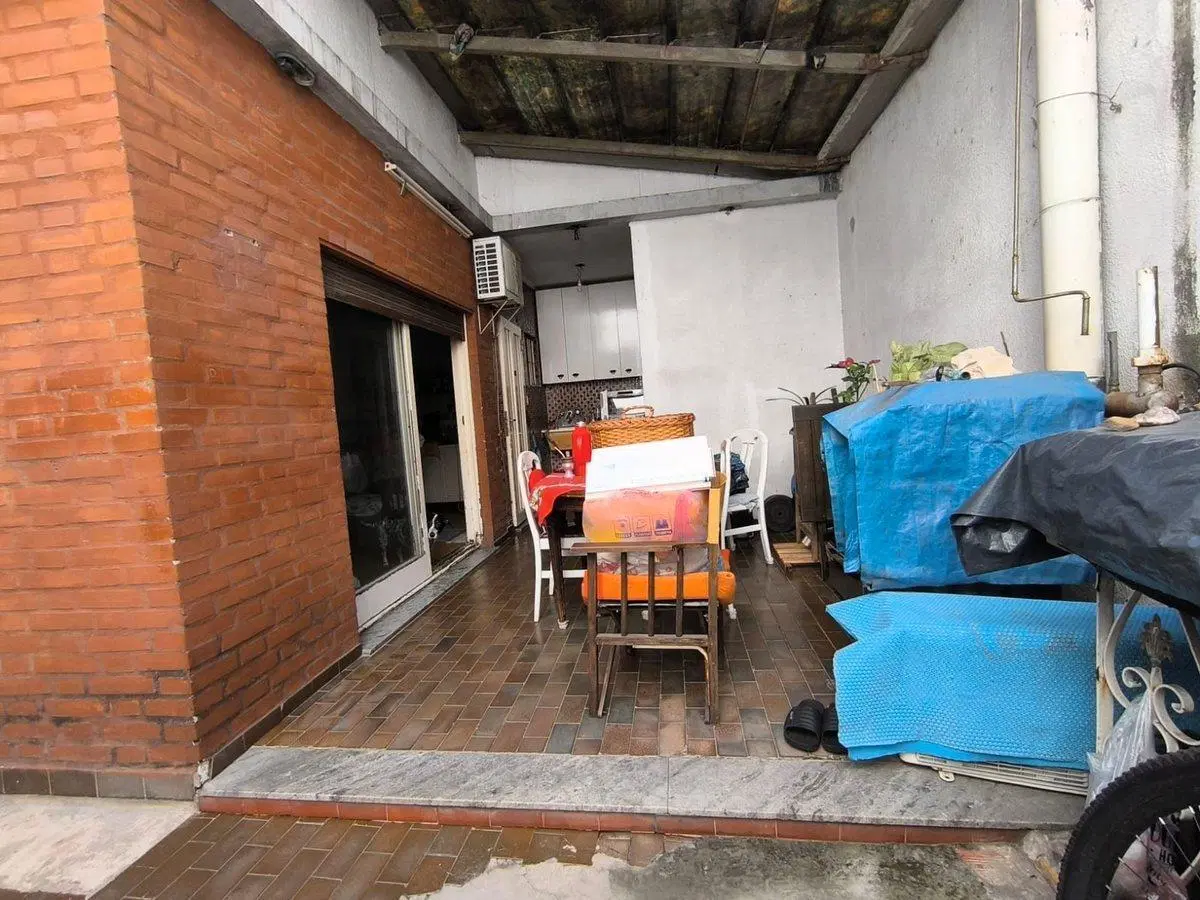 VENTA CASA 4 AMBIENTES MULTIFAMILIAR COCHERA 4
