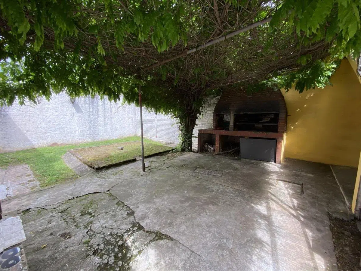 3 AMBIENTES TERRAZA QUINCHO CON PARRILLA 5