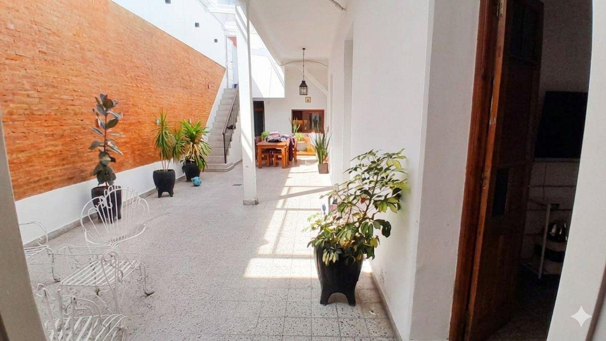 CASA 4 AMBIENTES CON PATIO TECHADO TERRAZA GARAGE