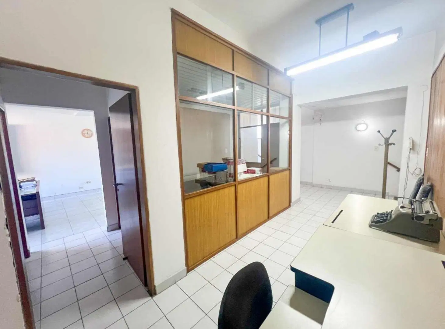 LOCAL EN VENTA ZONA COMERCIAL LOMAS DE ZAMORA 4