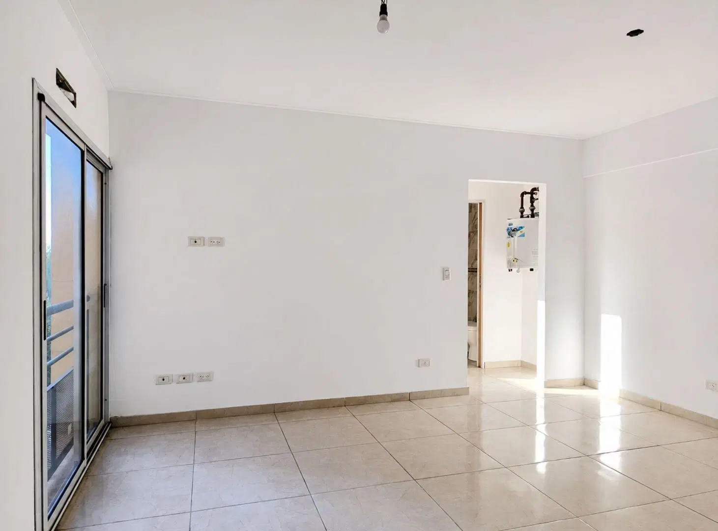 DEPARTAMENTO 2 AMBIENTES COCHERA 4