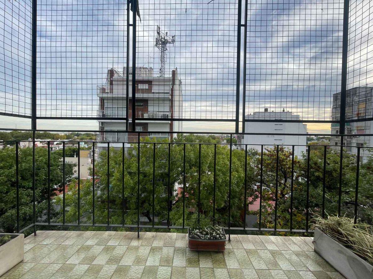 3 AMBIENTES CON BALCON Y LAVADERO EN VILLA DEVOTO
