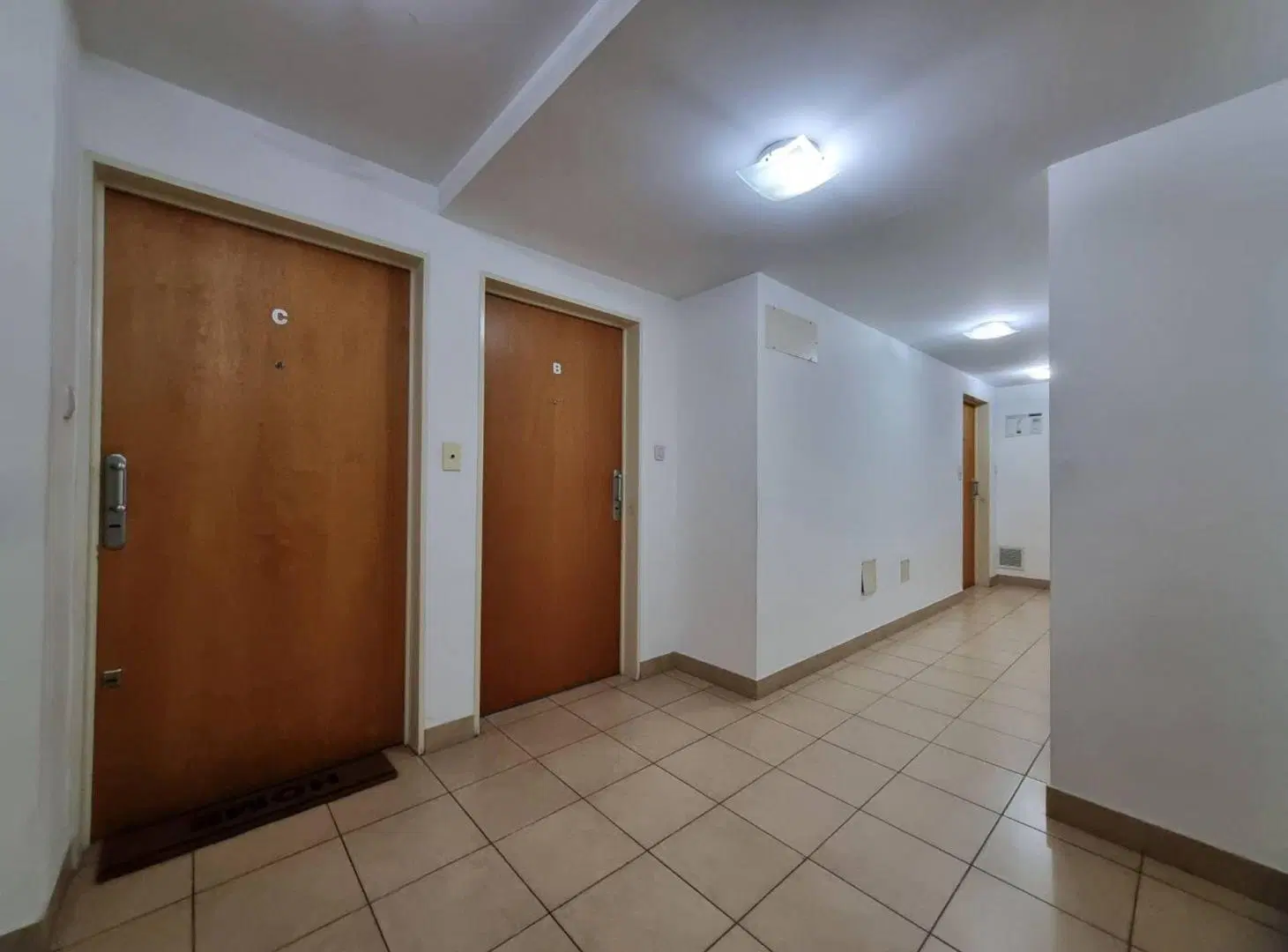 MONOAMBIENTE CON BALCÓN Y COCHERA EN MATADEROS 4