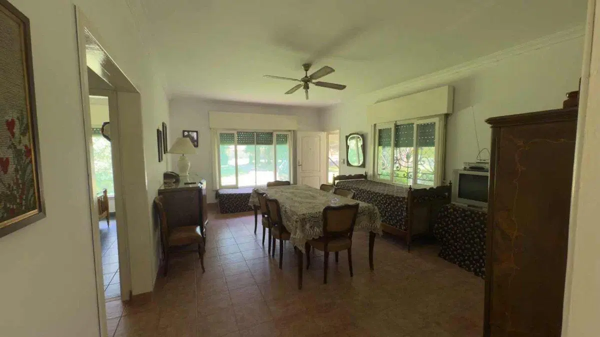 CASA QUINTA EN VENTA 3 AMBIENTES PILETA PARQUE 2