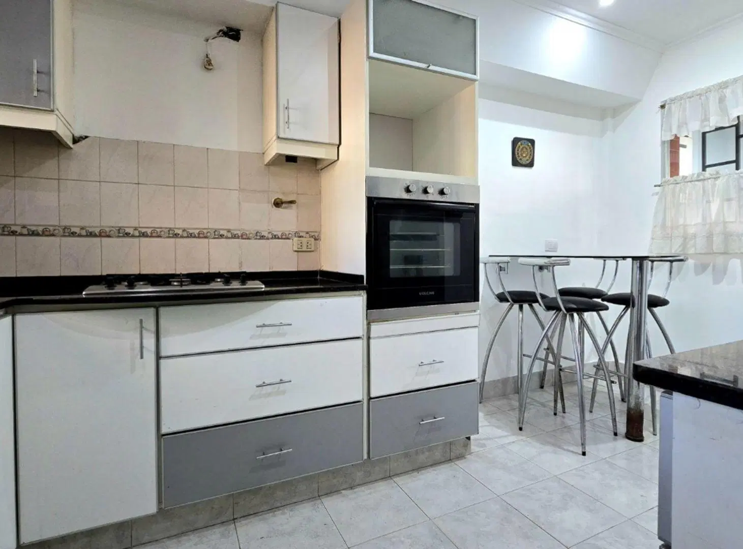 VENTA CASA AGRONOMIA 4 AMBIENTES COCHERA Y PATIO 5