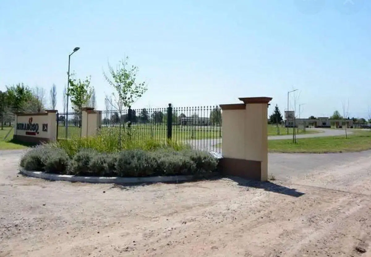 VENTA LOTE 1000 M2 MIRABOSQUES CARDALES 2