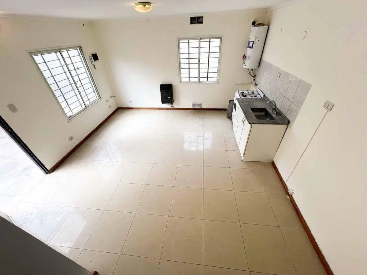 DÚPLEX 2 AMBIENTES EN VENTA EN ADROGUÉ 2
