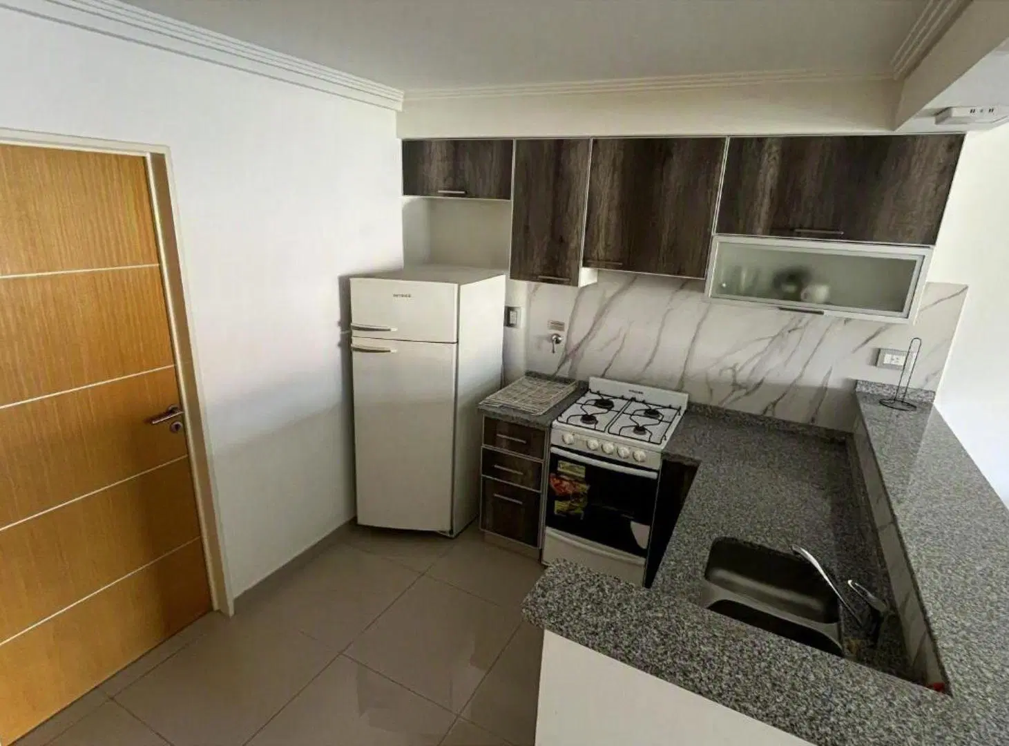 DEPARTAMENTO ALQUILER FLORESTA MONOAMBIENTE BALCON 5