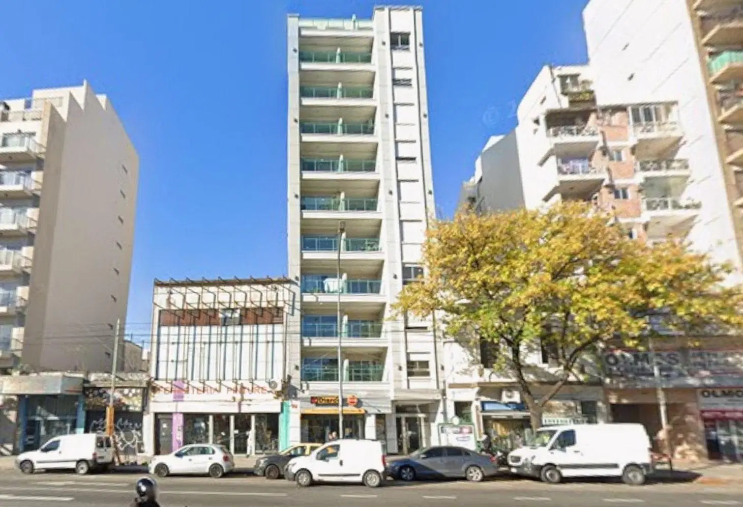 DEPARTAMENTO ALQUILER FLORESTA MONOAMBIENTE BALCON 4