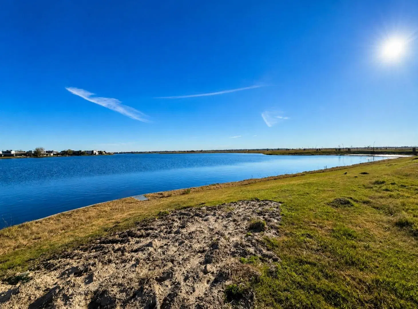 VENTA DE LOTE EN BARRIO ORILLAS, PUERTOS, ESCOBAR 2