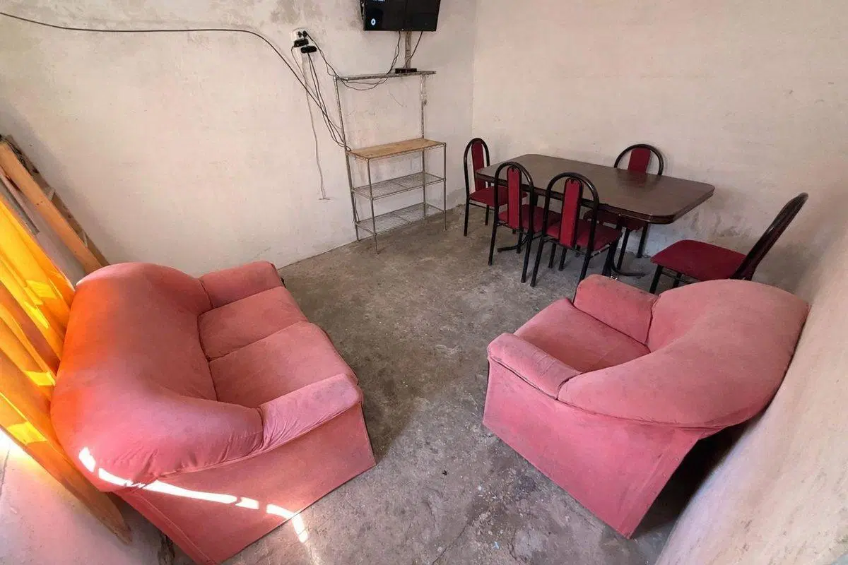 VENTA CASA 4 AMBIENTES PATIO LAFERRERE 2