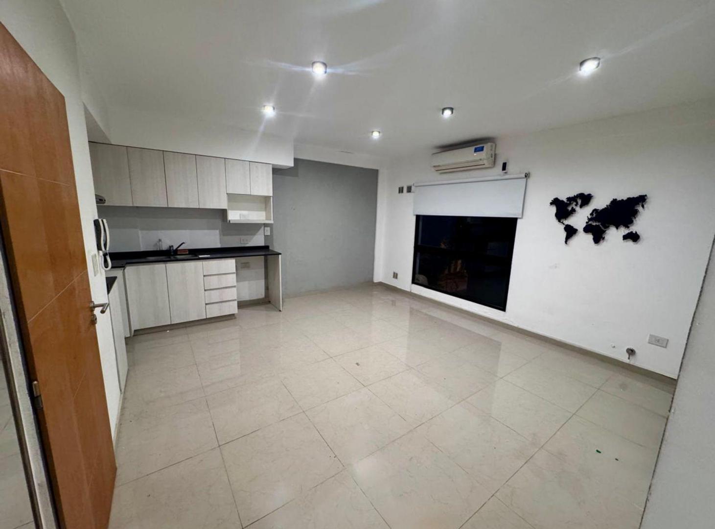 Foto de VENTA DEPARTAMENTO 3 AMBIENTES CON COCHERA, imagen 1
