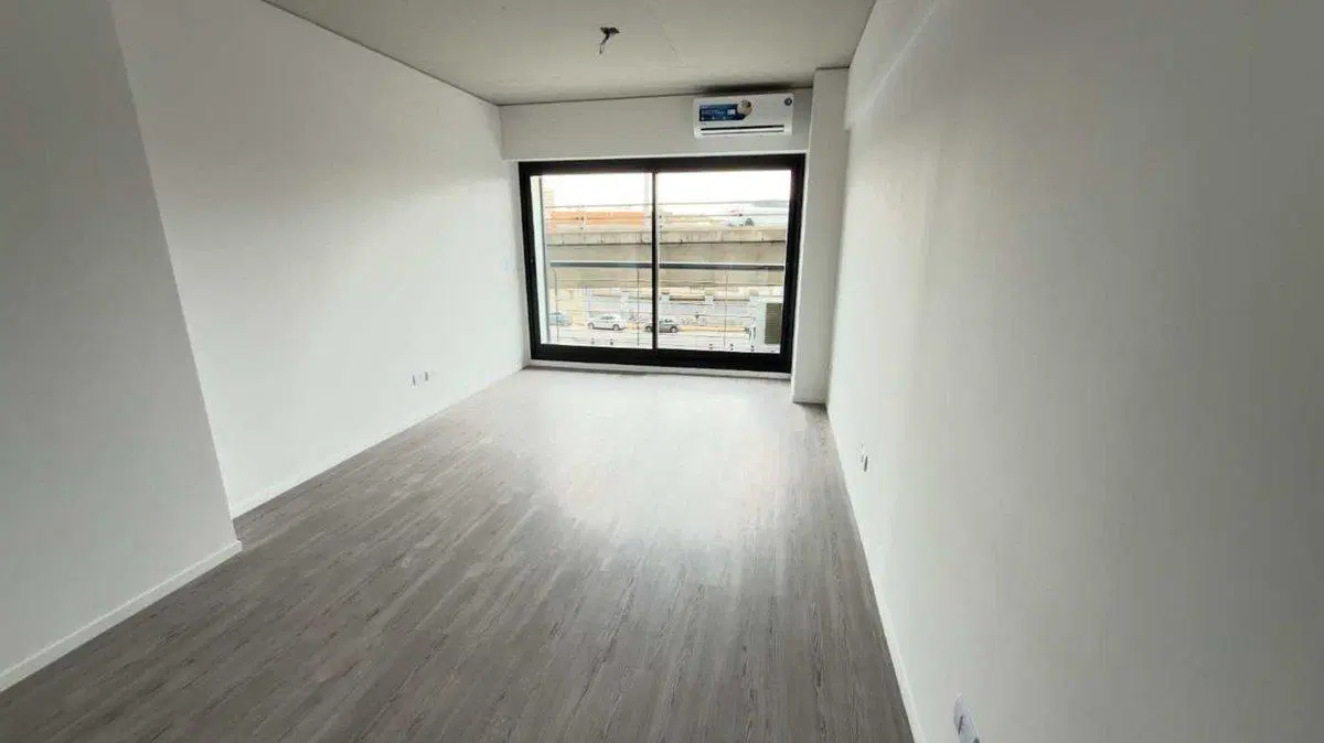 DEPARTAMENTO MONOAMBIENTE EN ALQUILER BARRACAS 5