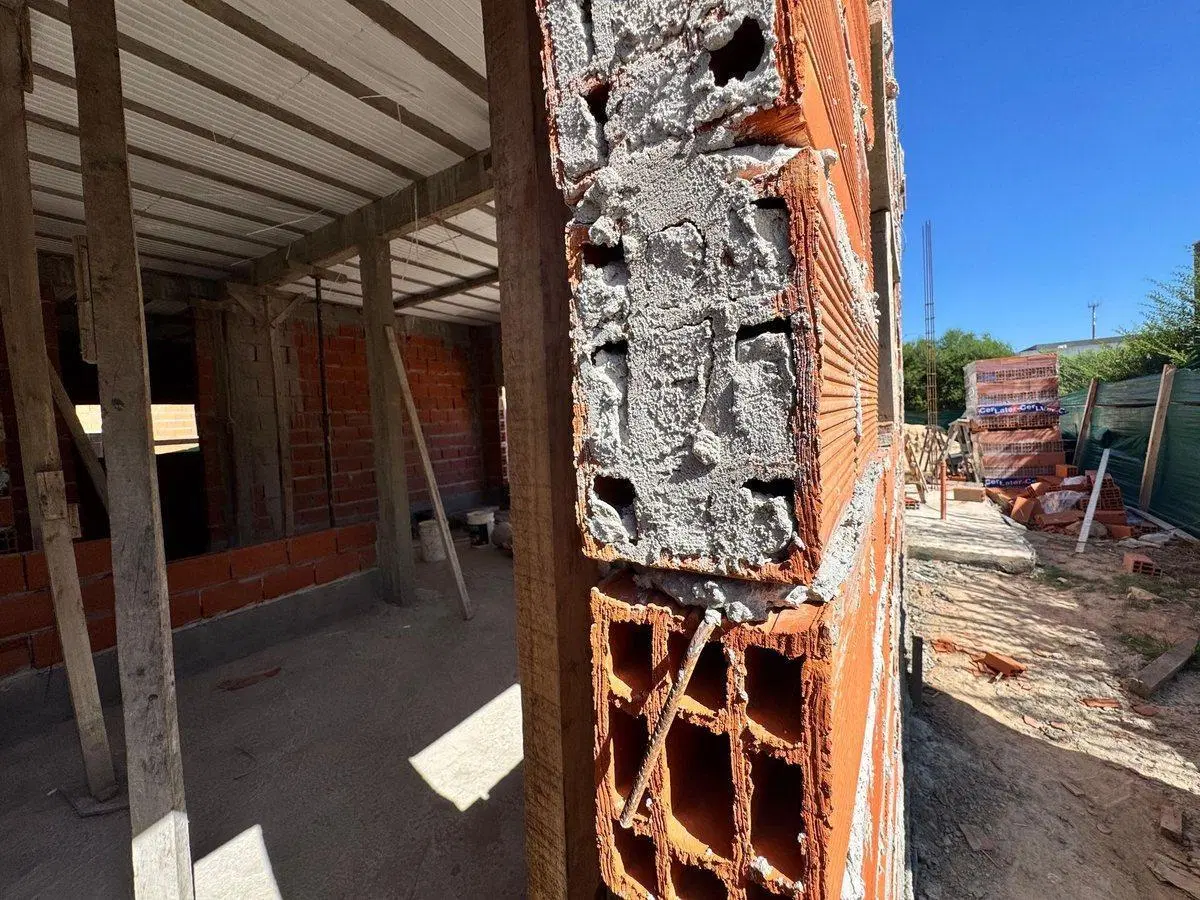 CASA 4 AMBIENTES SAN RAMON A ESTRENAR 8