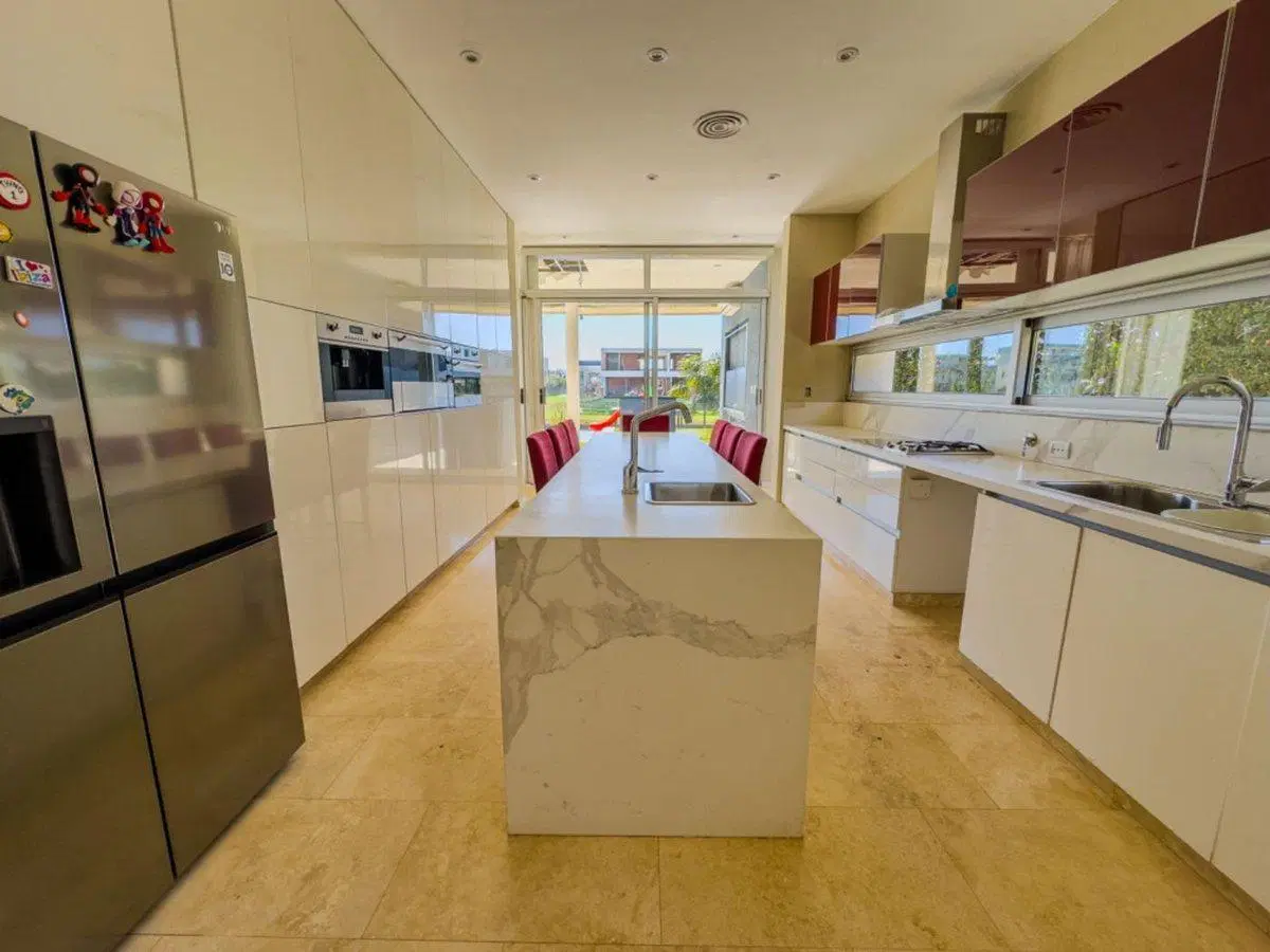 VENTA CASA 6 AMBIENTES AMARRA EL YACHT NORDELTA 5