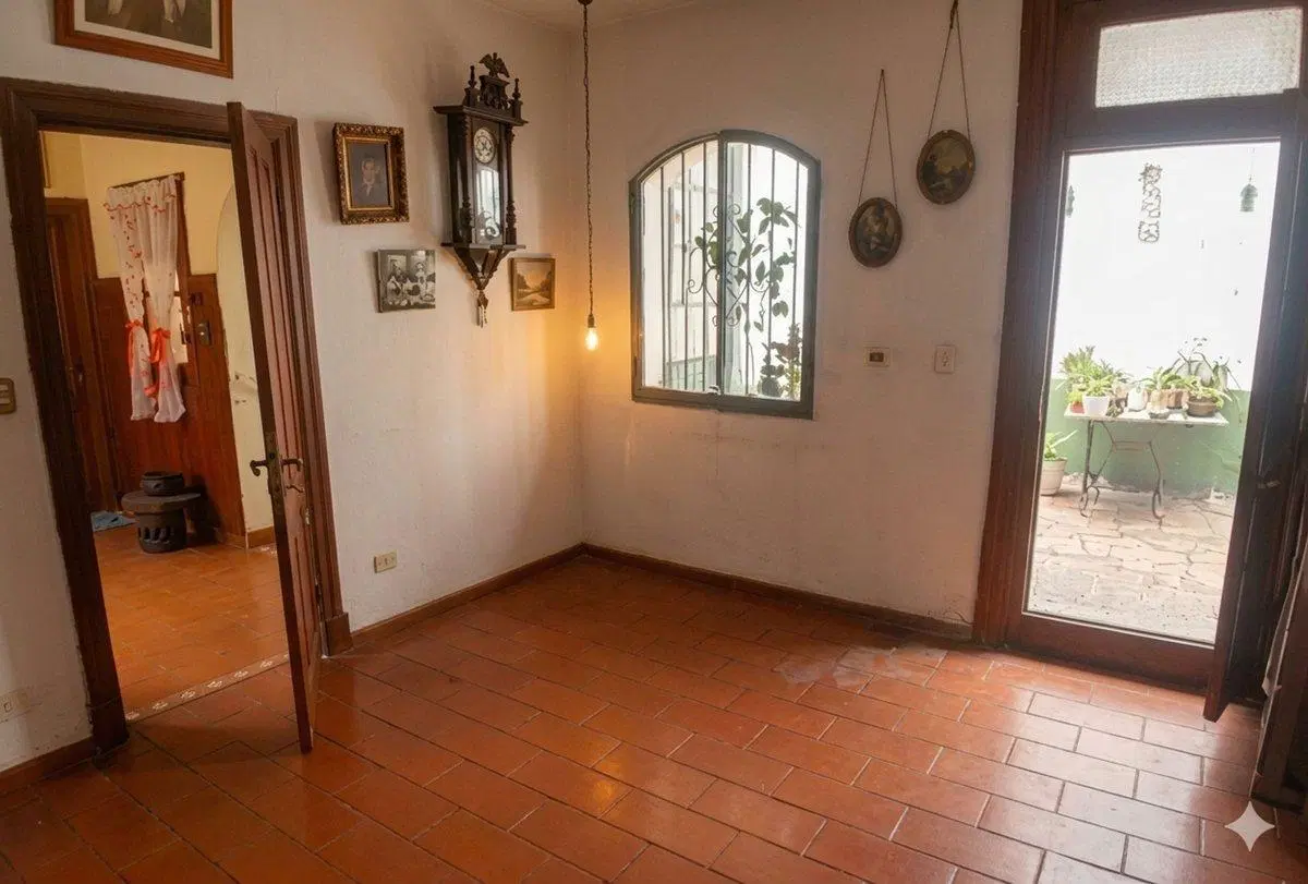 LOTE 255 METROS 4 AMBIENTES COCHERA PATIO  PARQUE 8