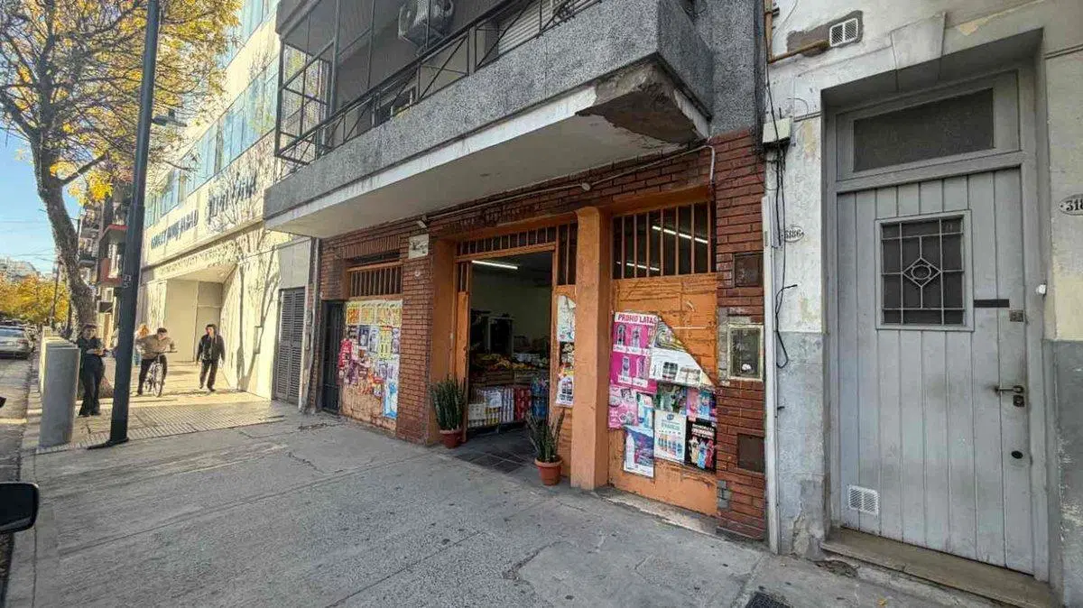 LOCAL ALQUILER BALVANERA ABASTO 5