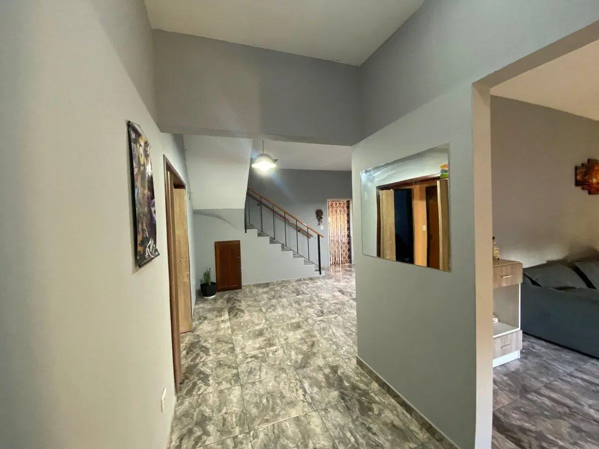 CASA 5 AMBIENTES QUINCHO COCHERA APTO CRÉDITO 5