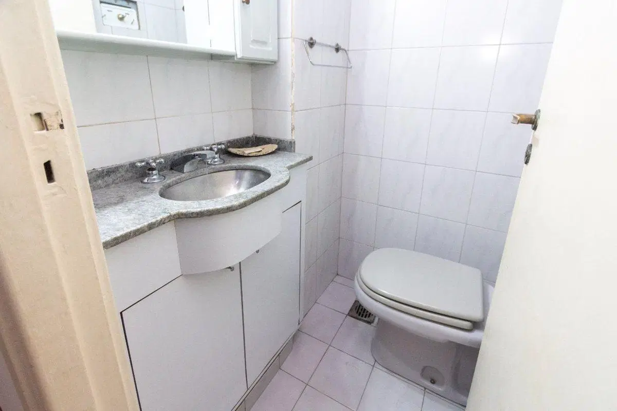 DEPARTAMENTO 4 AMBIENTES BALCON LAVADERO 5
