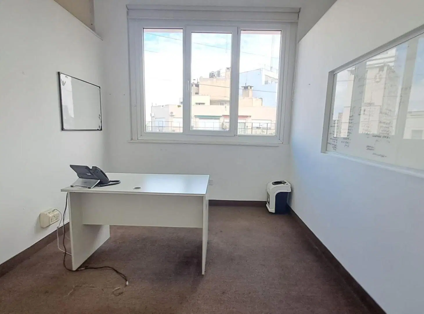 ALQUILER OFICINA  203 METROS MONSERRAT 5