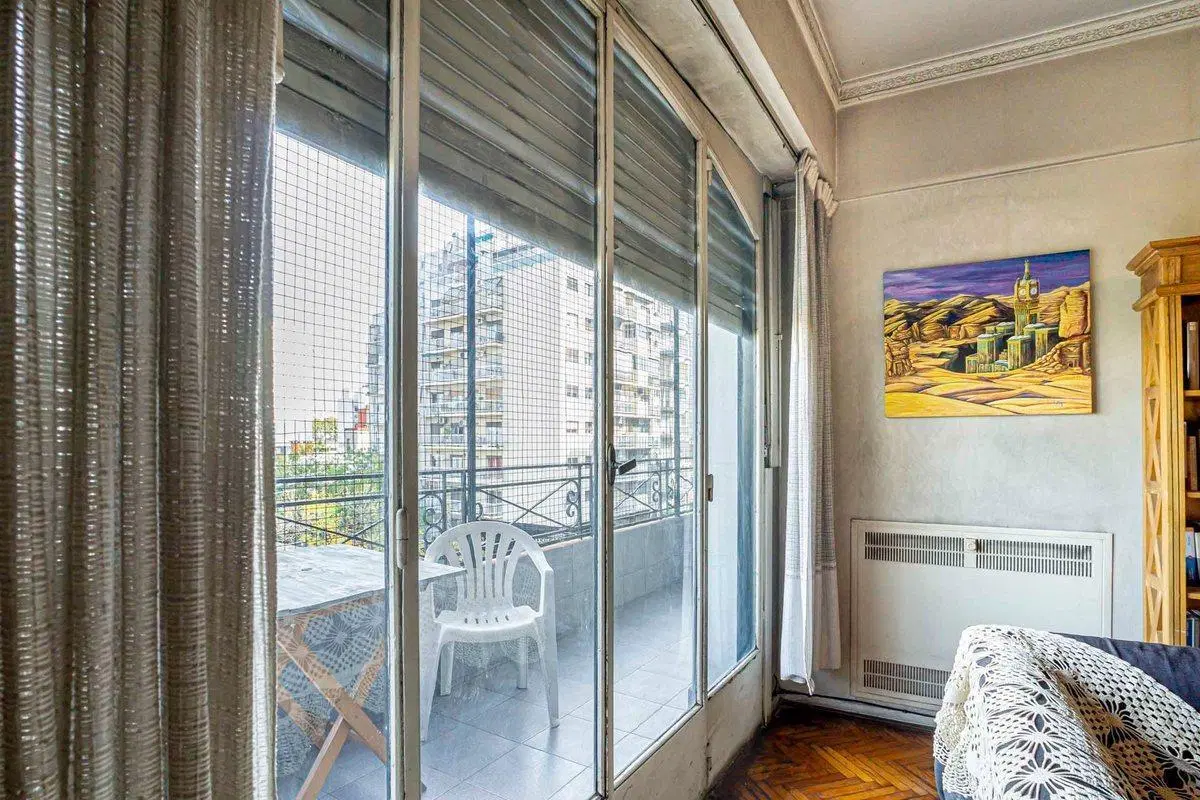DEPARTAMENTO PISO 4 AMBIENTES BALCON BOEDO 5