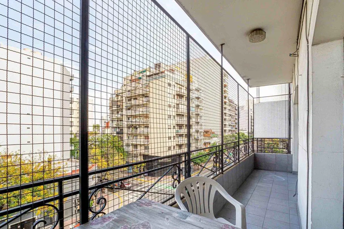 DEPARTAMENTO PISO 4 AMBIENTES BALCON BOEDO 3