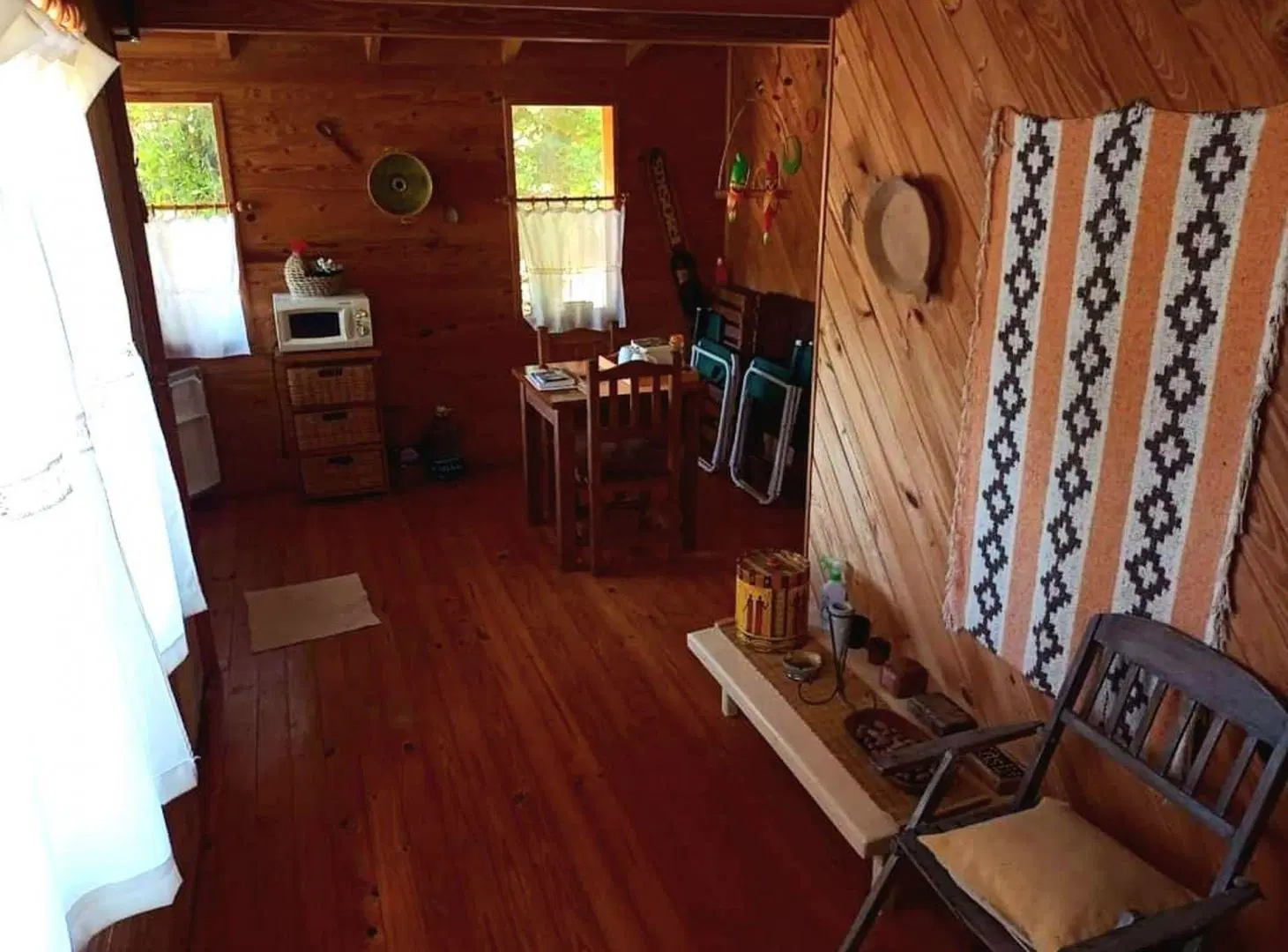VENTA DE TERRENO CON 3 CABAÑAS CANAL ARIAS DELTA 4