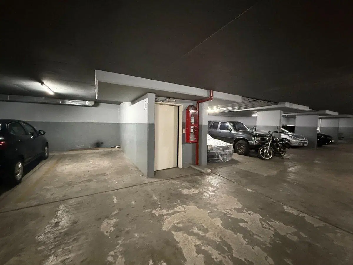 VENTA COCHERA FIJA  CUBIERTA VILLA DEVOTO 5