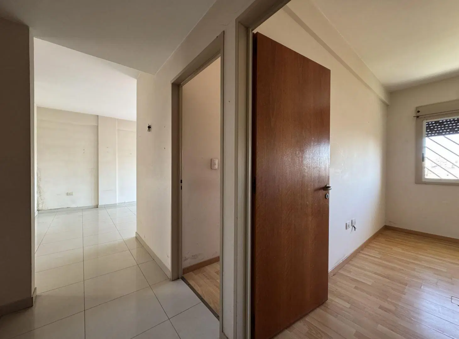 DEPARTAMENTO 3 AMBIENTES VENTA BALCON MONTE CASTRO 4
