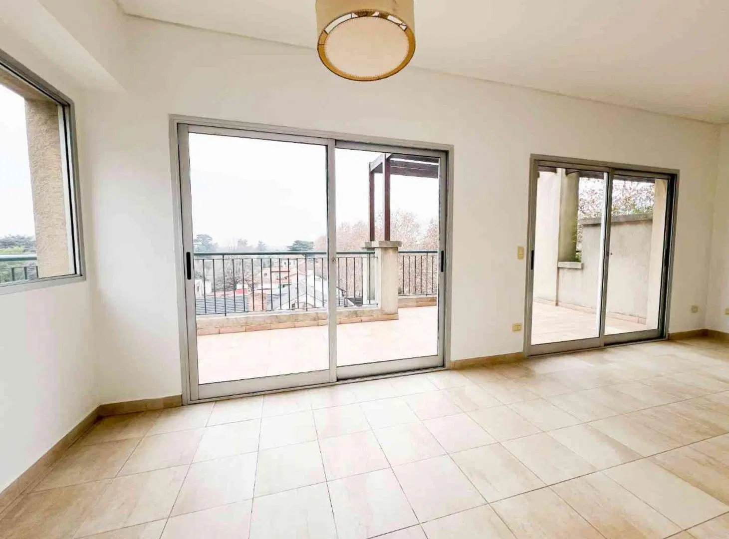 DEPARTAMENTO EN VENTA 3 AMBIENTES EN ADROGUE 2