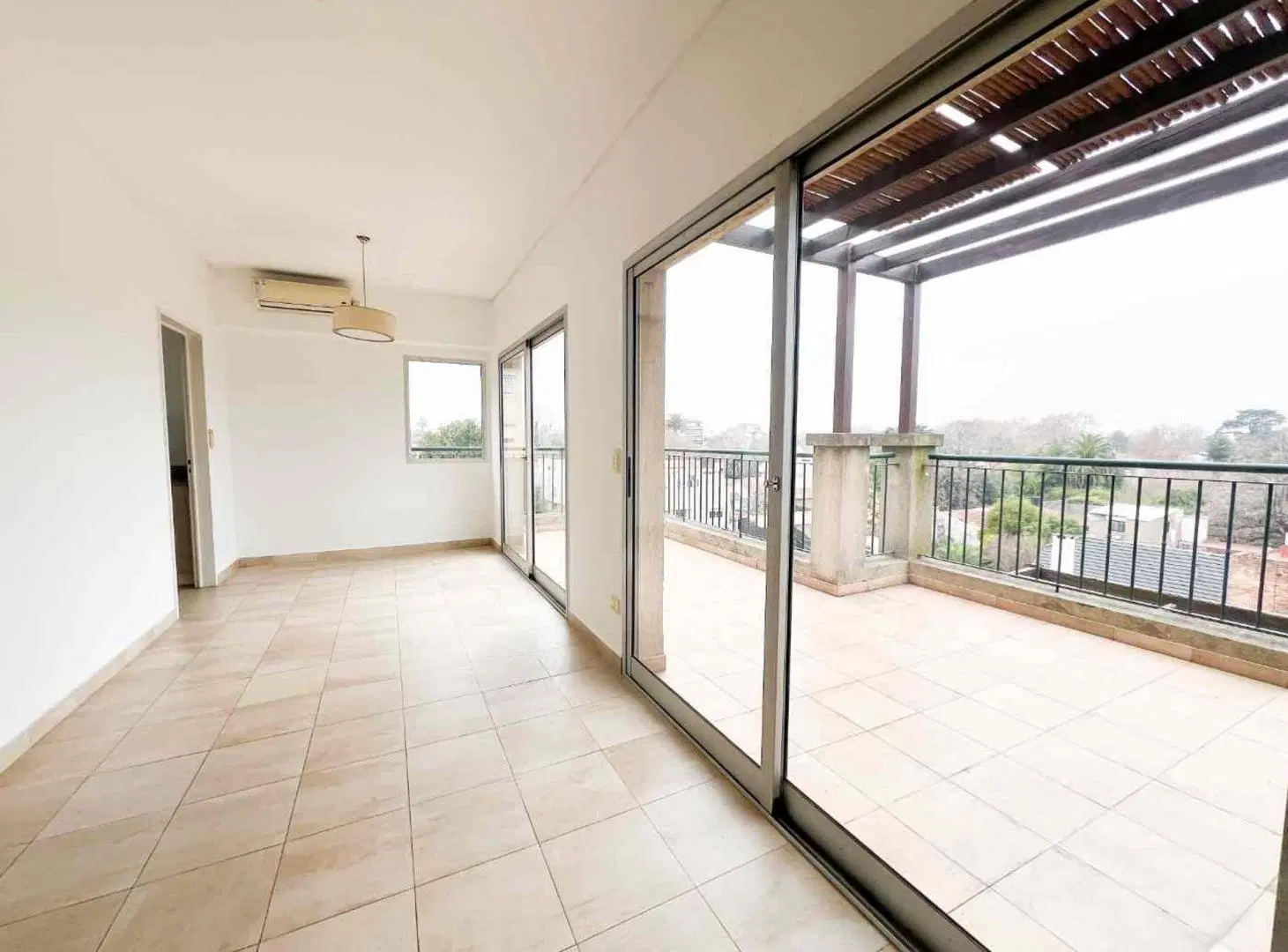 DEPARTAMENTO EN VENTA 3 AMBIENTES EN ADROGUE 4