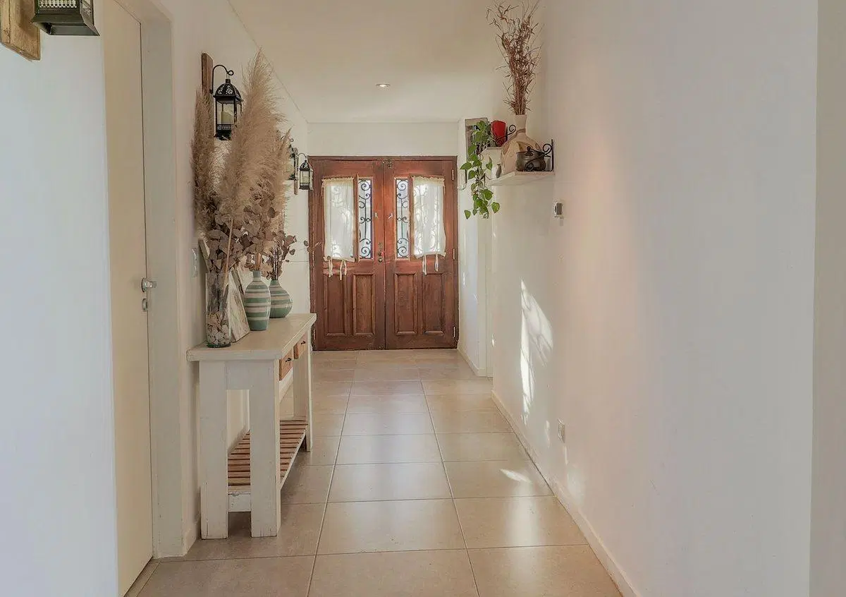 CASA 5 AMBIENTES EN 1 PLANTA EN HARAS SANTA MARIA 2