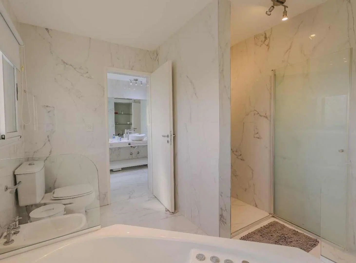 CASA HARAS SANTA MARÍA  IMPECABLE EN CU DE SAC 8