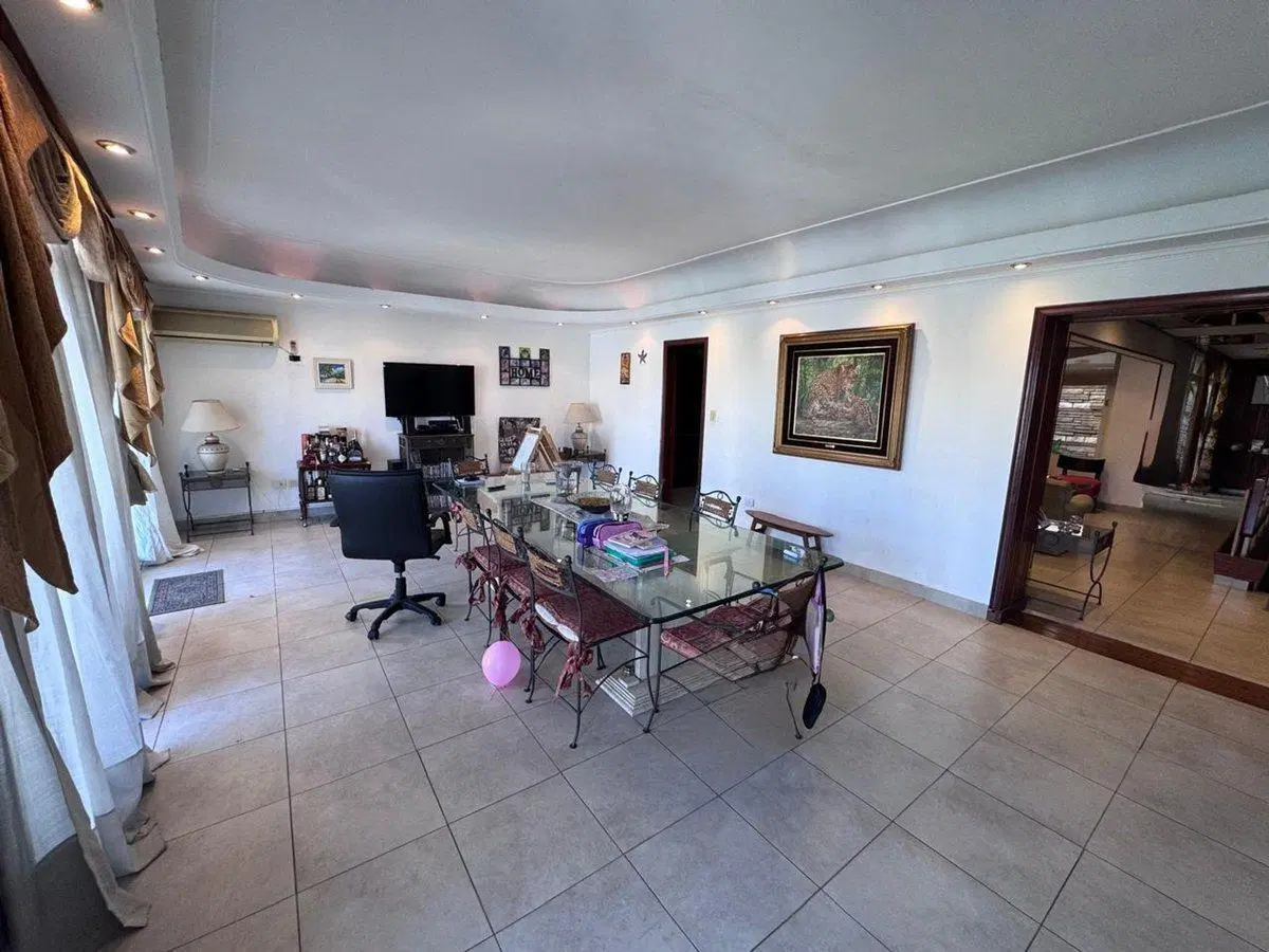 VENTA DEPOSITO EDIFICIO CORPORATIVO PATERNAL 8