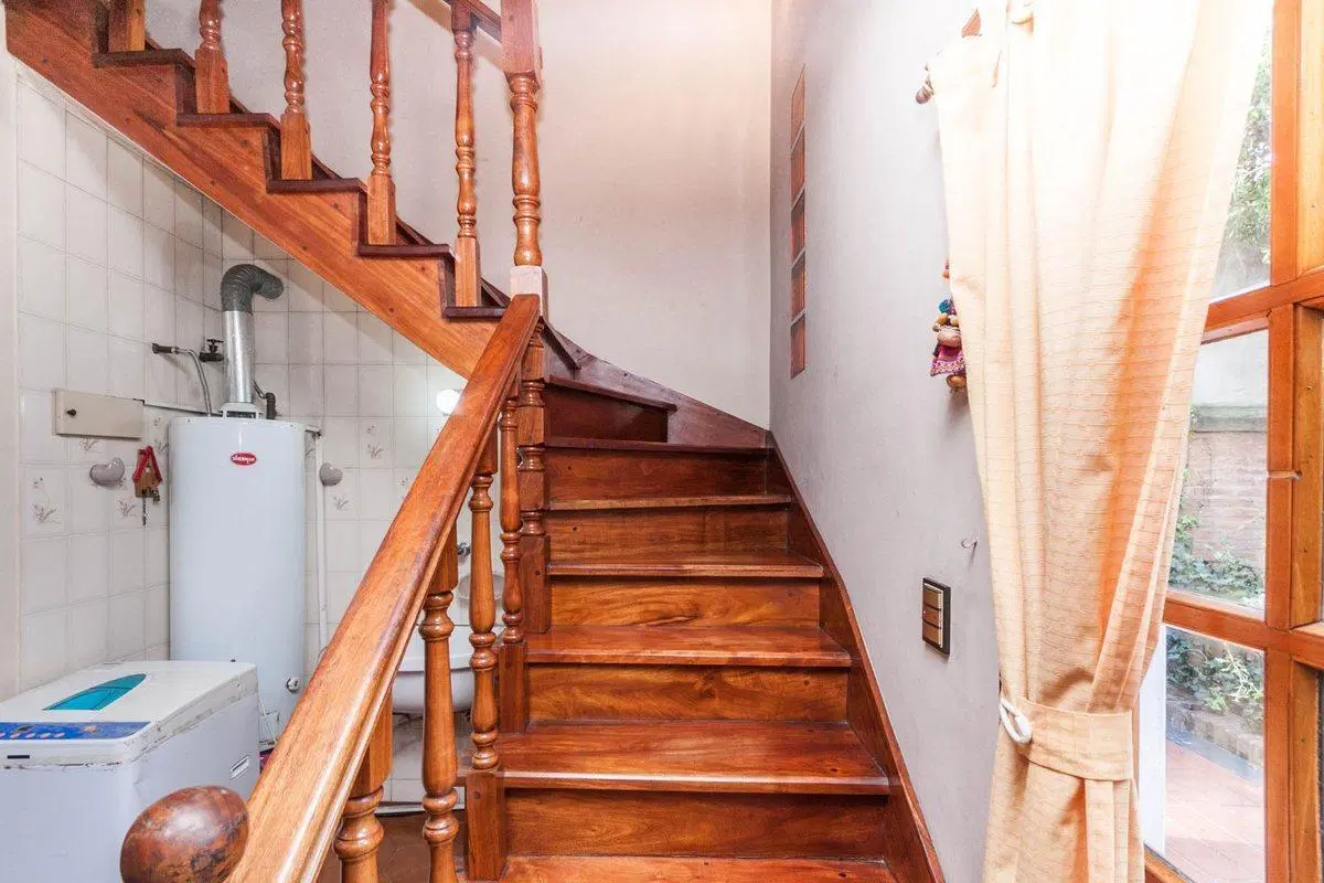 VENTA CASA 5 AMBIENTES COCHERA QUINCHO ADROGUE 5