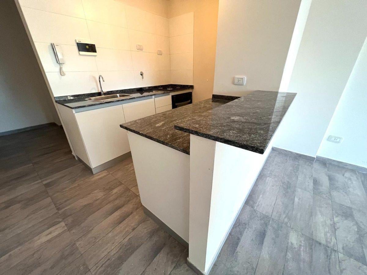 Foto de MONOAMBIENTE BALCÓN 38 METROS VISTA ABIERTA, imagen 3