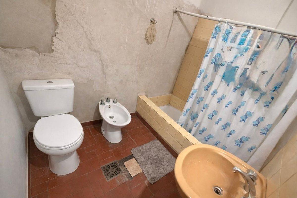 Foto de CASA 3 AMBIENTES PATIO RAFAEL CASTILLO, imagen 3