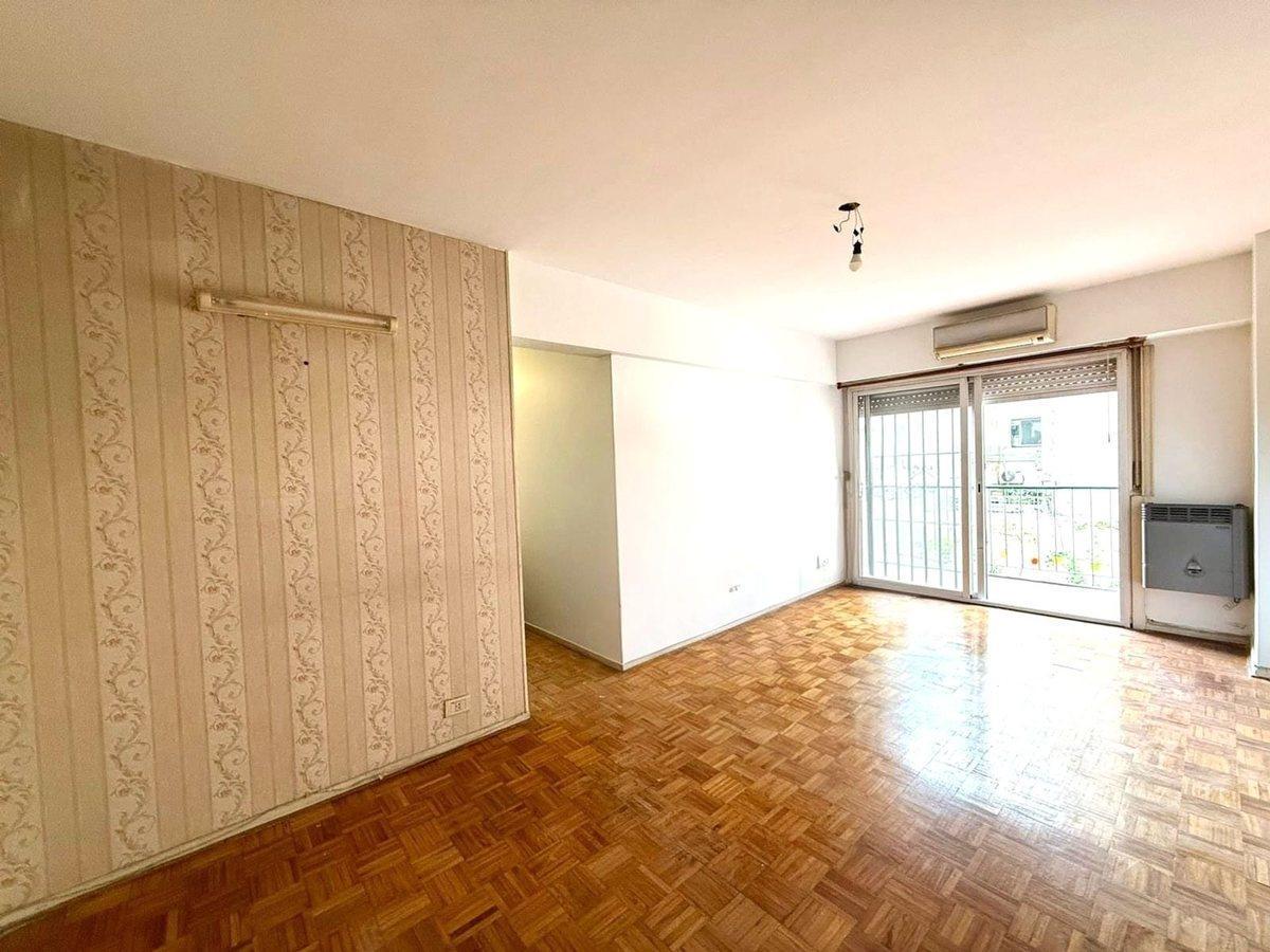 Foto de DEPARTAMENTO 4 AMBIENTES COCHERA BALCON, imagen 5