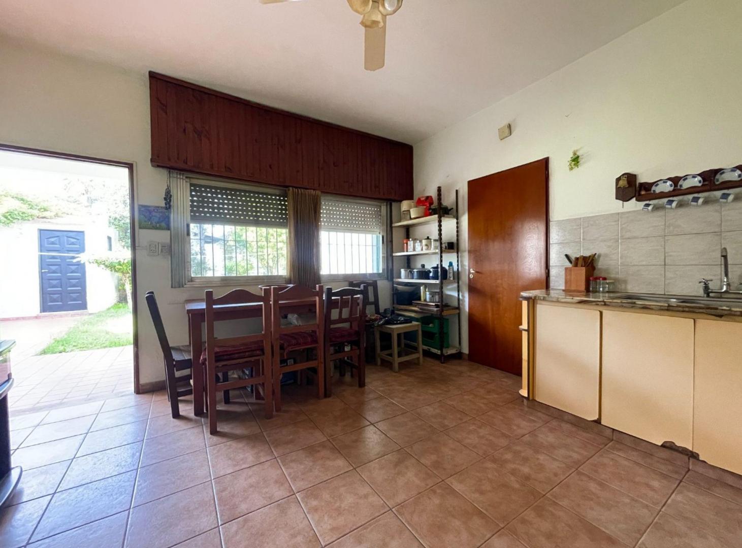 Foto de CASA 3 AMBIENTES COCHERA JARDIN PARRILLA LAVADERO, imagen 1