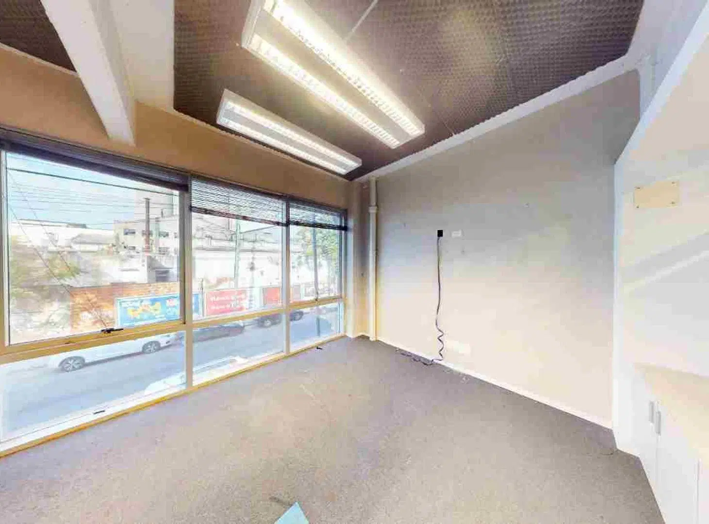 ALQUILER OFICINA 210 METROS PLANTA LIBRE 4