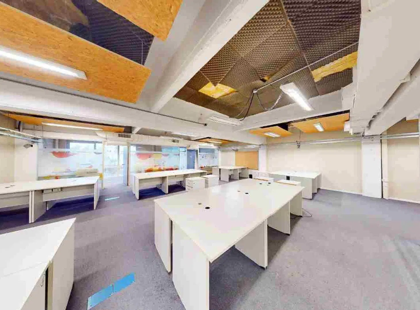 ALQUILER OFICINA 210 METROS PLANTA LIBRE 1
