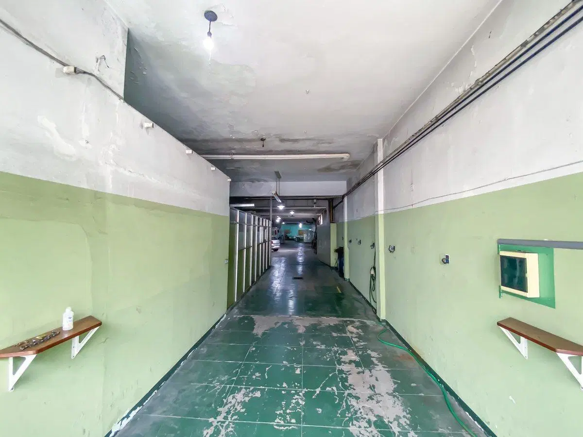 VENTA DEPOSITO 420 METROS DEPARTAMENTO VILLA REAL 4