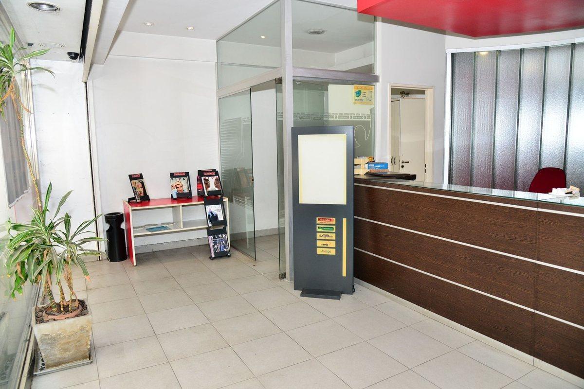 Foto de ALQUILER COMERCIAL 240 METROS TOTALES, imagen 2