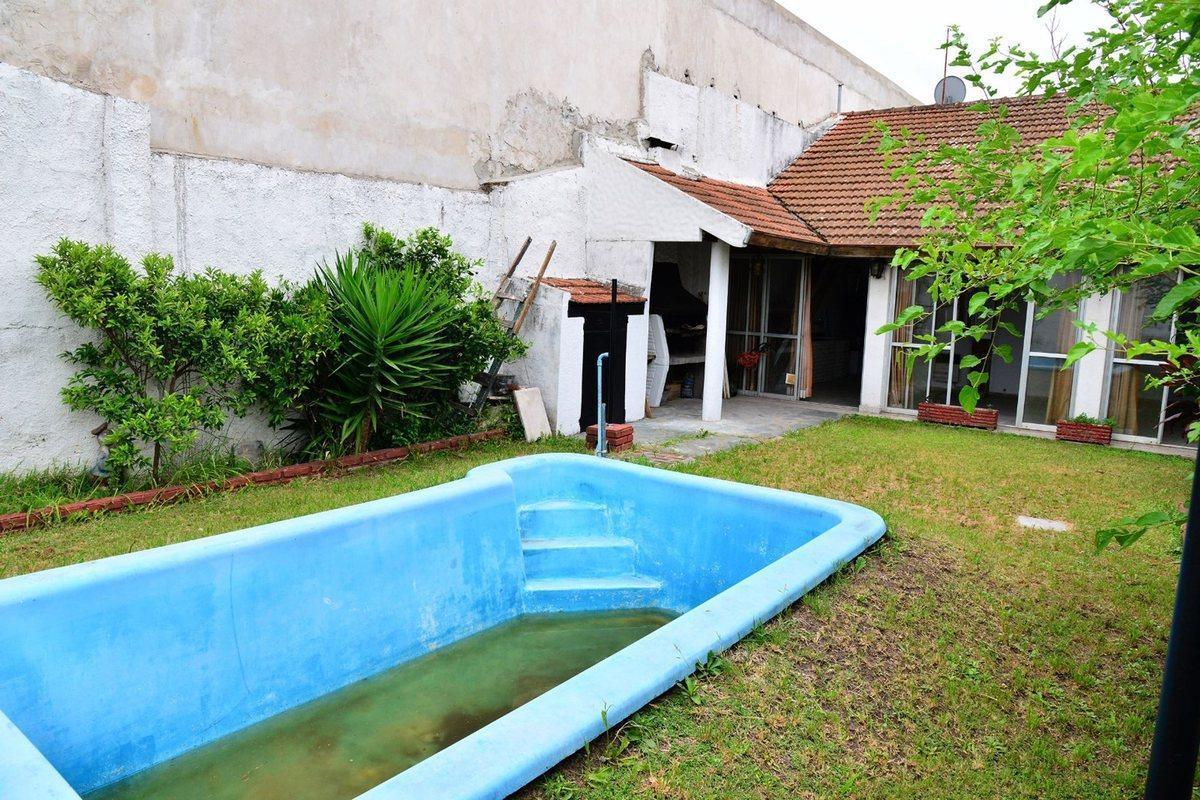 Foto de CASA 4 AMBIENTES PARQUE PILETA FINANCIACION, imagen 4