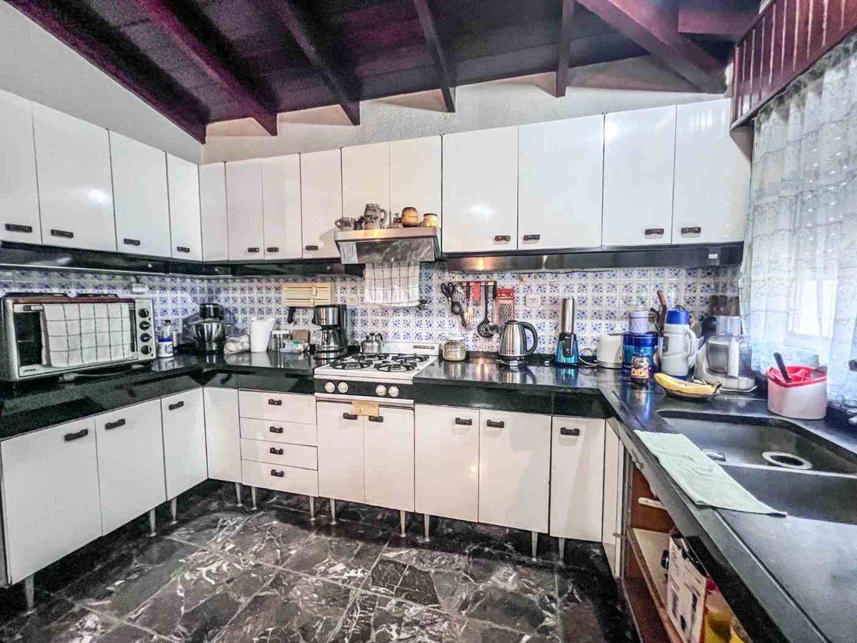 Foto de CASA 4 AMBIENTES CON JARDIN Y COCHERA, imagen 5
