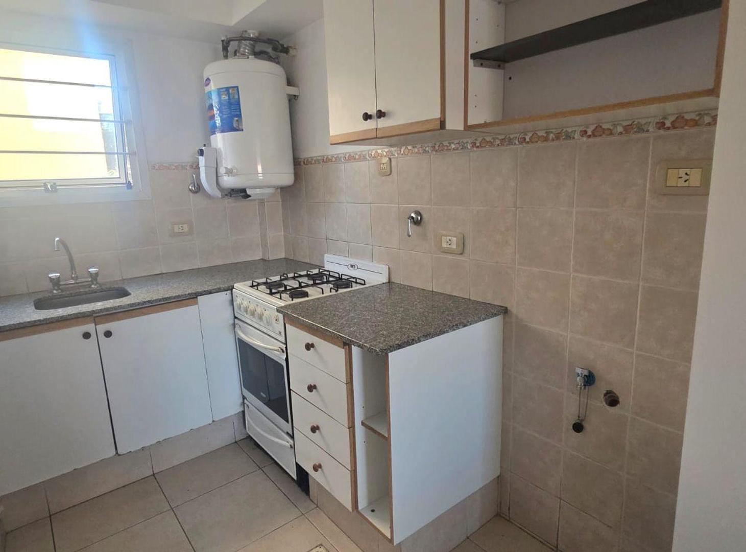 Foto de ALQUILER MONOAMBIENTE CON BALCON VILLA LURO, imagen 5
