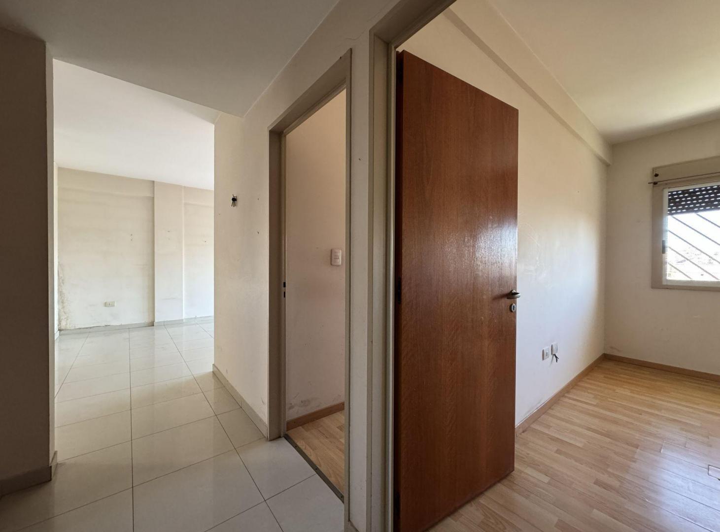Foto de DEPARTAMENTO 3 AMBIENTES VENTA BALCON MONTE CASTRO, imagen 5