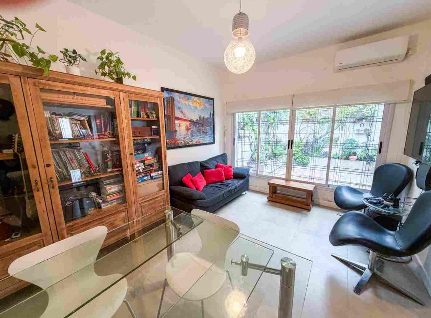 Foto de VENTA CASA 3 AMBIENTES PATIO COCHERA SAAVEDRA, imagen 4