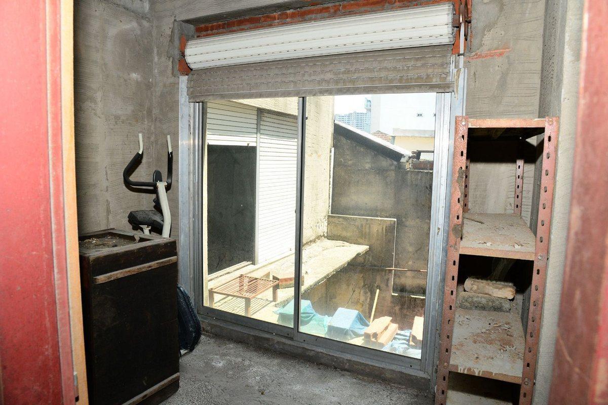 Foto de CASA 5 AMBIENTES COCHERA LOCAL AVELLANEDA, imagen 4