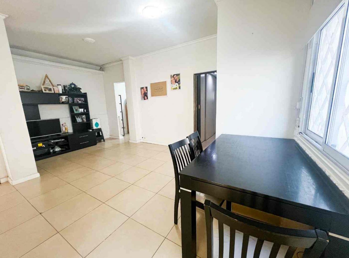 Foto de VENTA CASA 3 AMBIENTES JARDIN PILETA BANFIELD, imagen 4